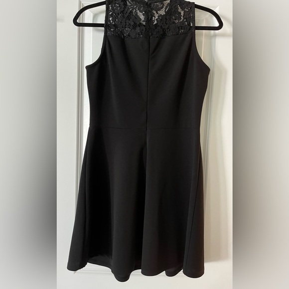 Andree by Unit Black Midi Dress Lace, Size Medium, NWOT, EXCELLENT CONDITION! - Picture 4 of 8